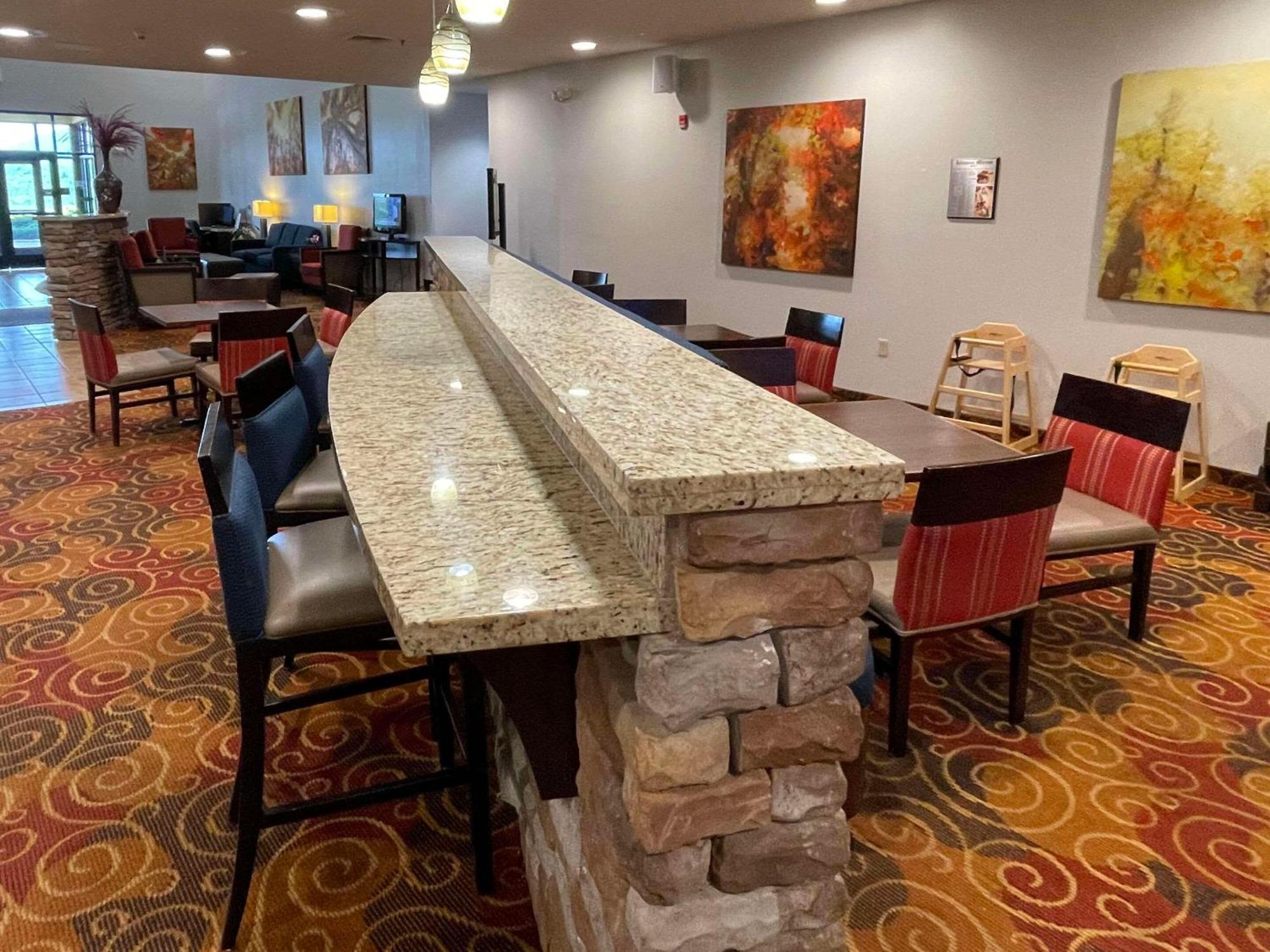 Comfort Suites Altoona Dış mekan fotoğraf