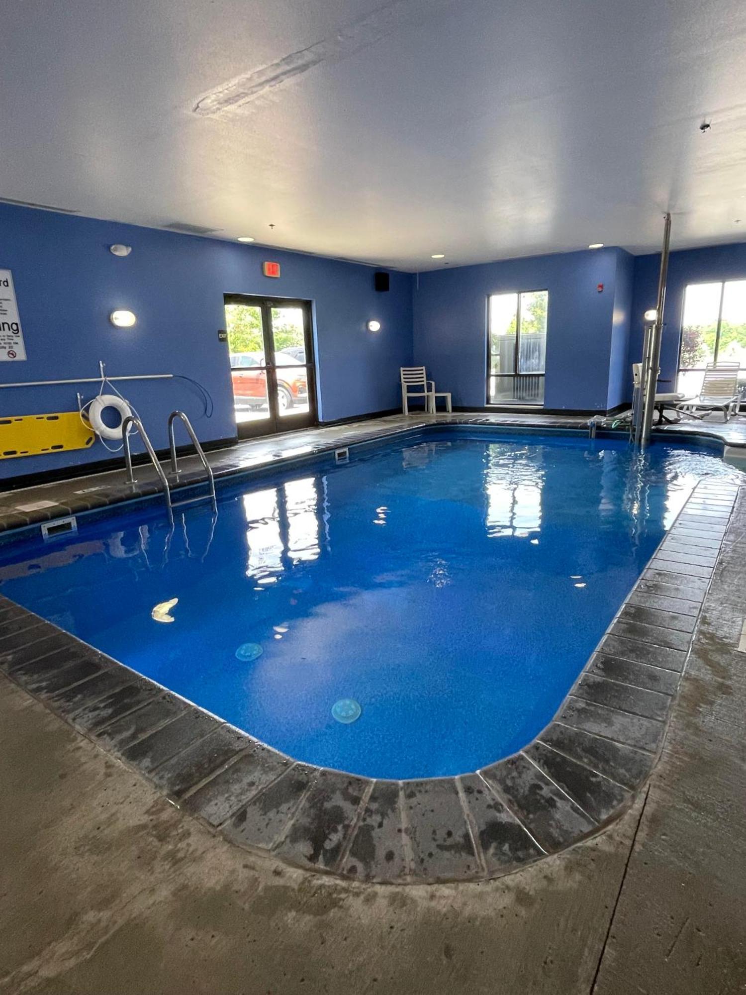 Comfort Suites Altoona Dış mekan fotoğraf
